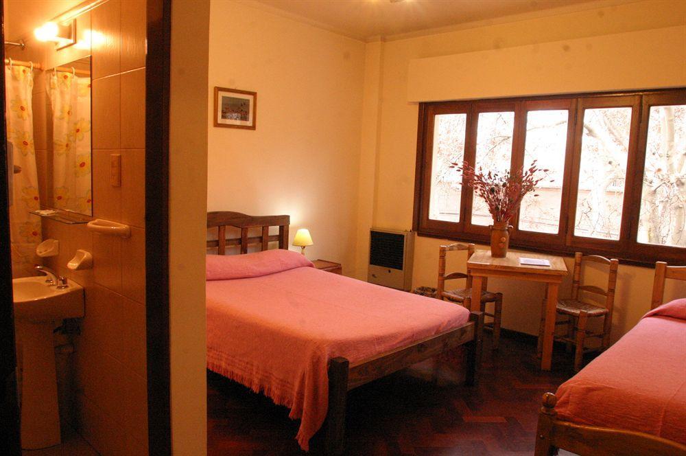 Hostal Confluencia Мендоса Экстерьер фото