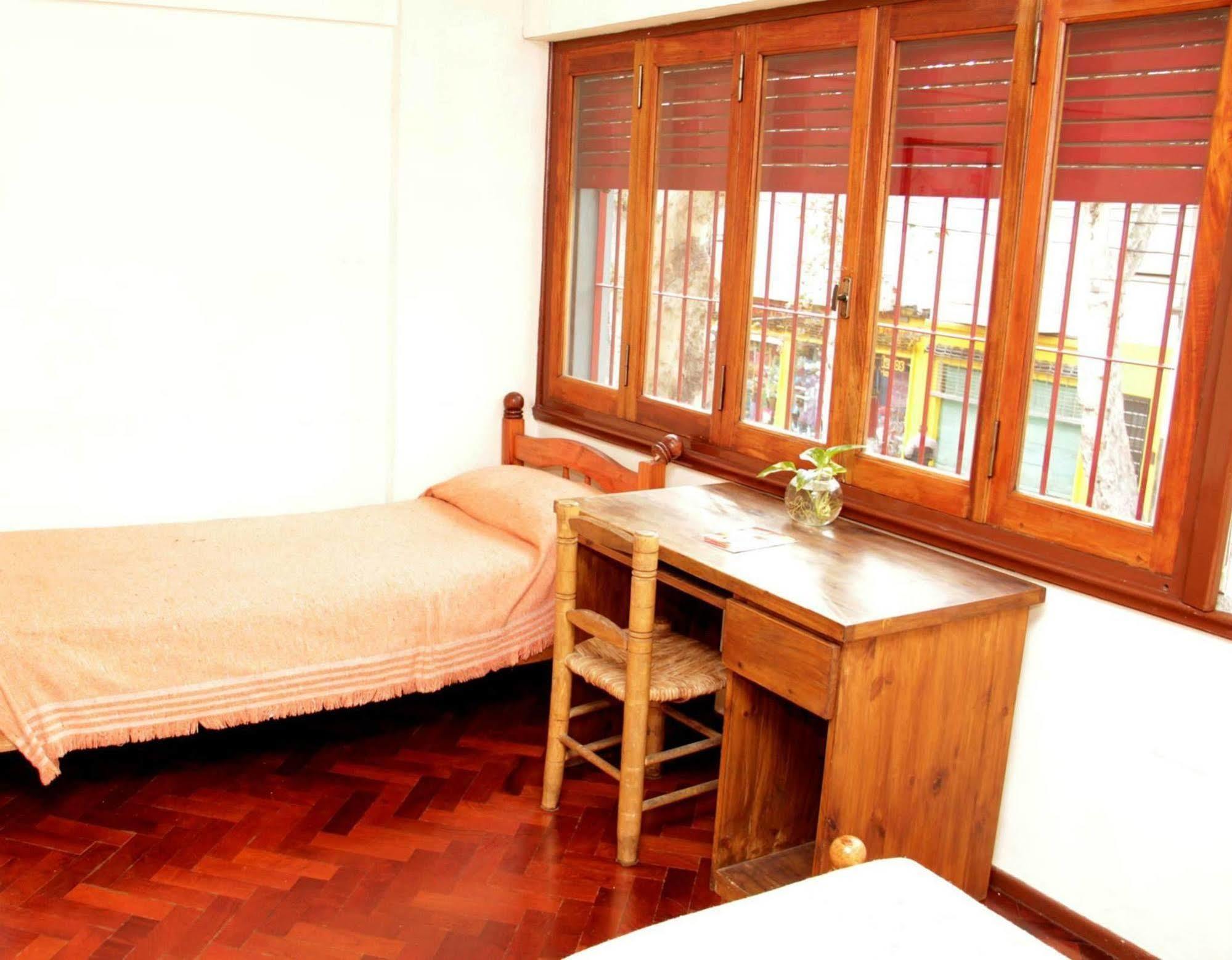 Hostal Confluencia Мендоса Экстерьер фото