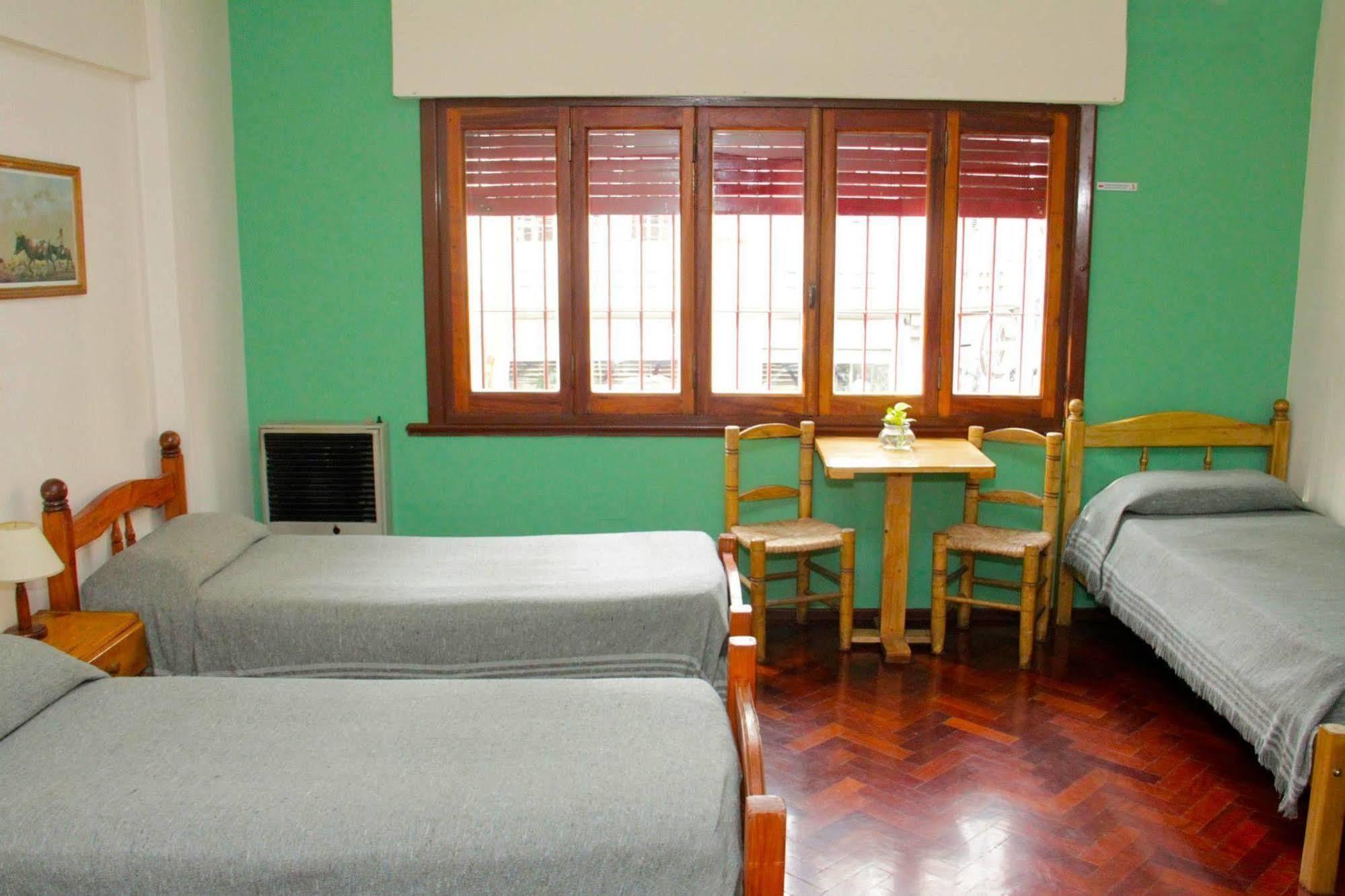 Hostal Confluencia Мендоса Экстерьер фото