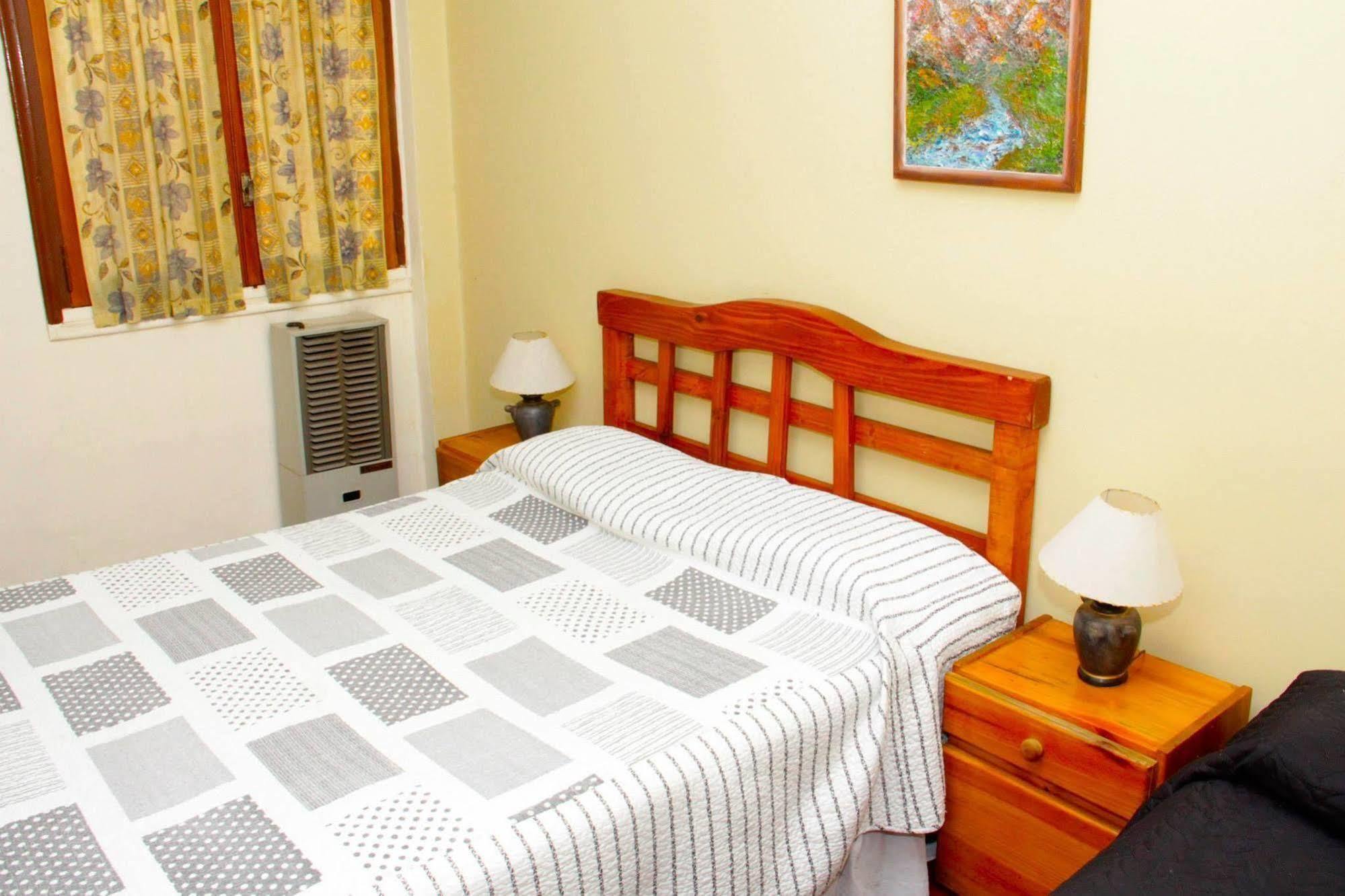 Hostal Confluencia Мендоса Экстерьер фото