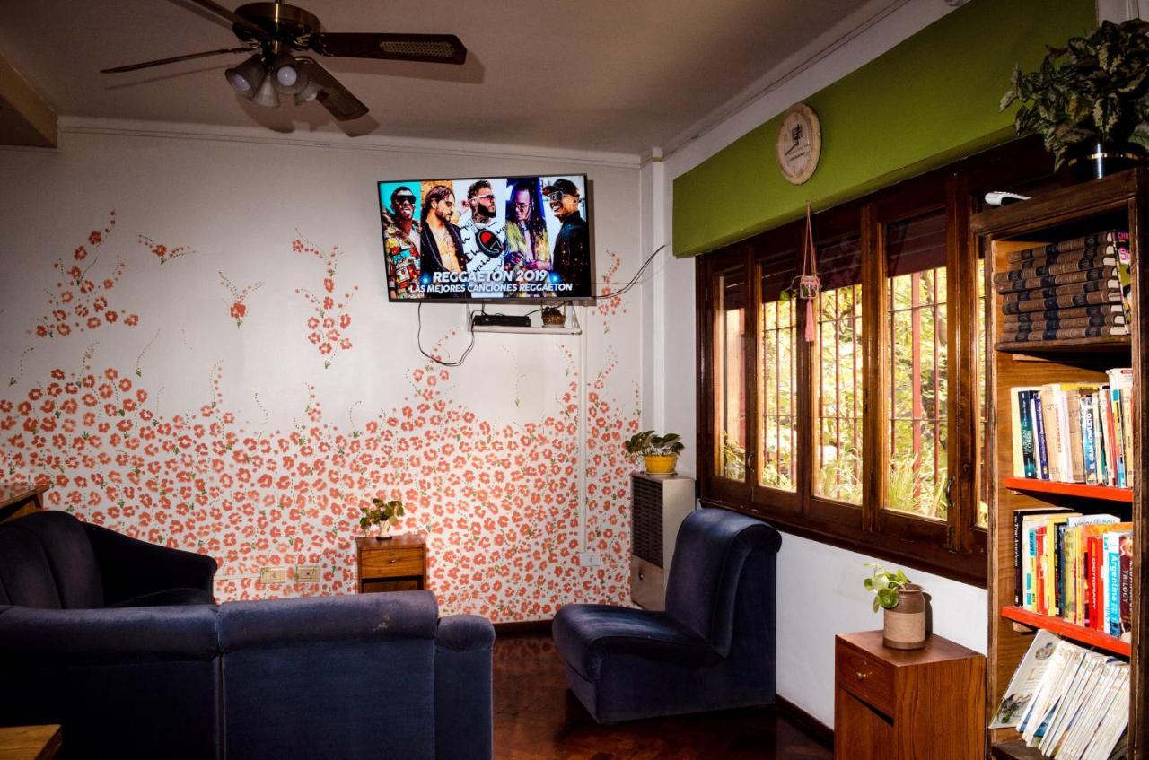Hostal Confluencia Мендоса Экстерьер фото
