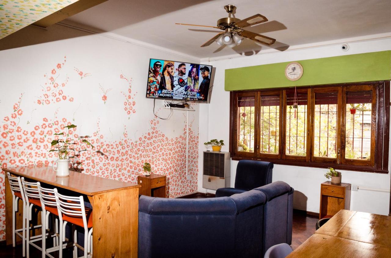 Hostal Confluencia Мендоса Экстерьер фото